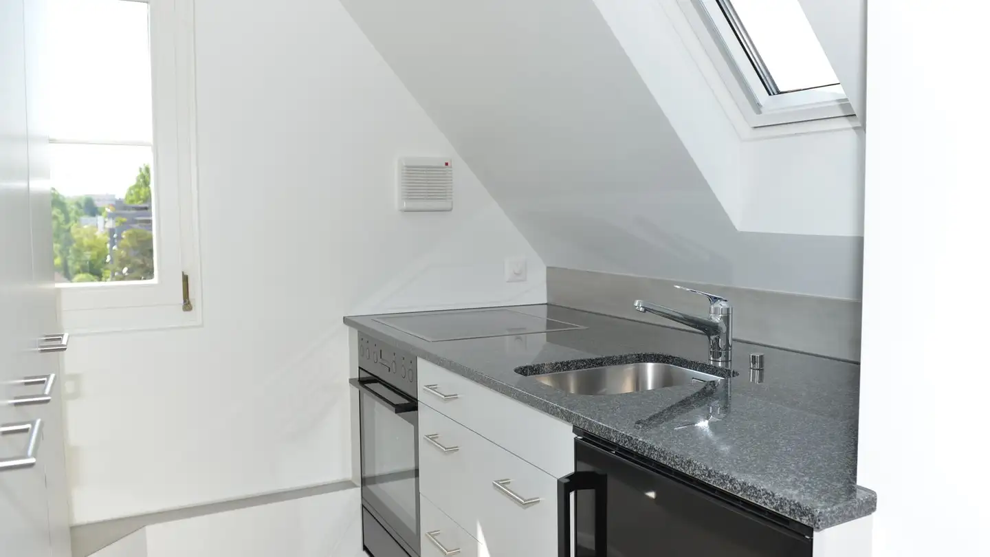 Dachgeschosswohnung mieten - Bruggweg 40, 4143 Dornach - Foto 4