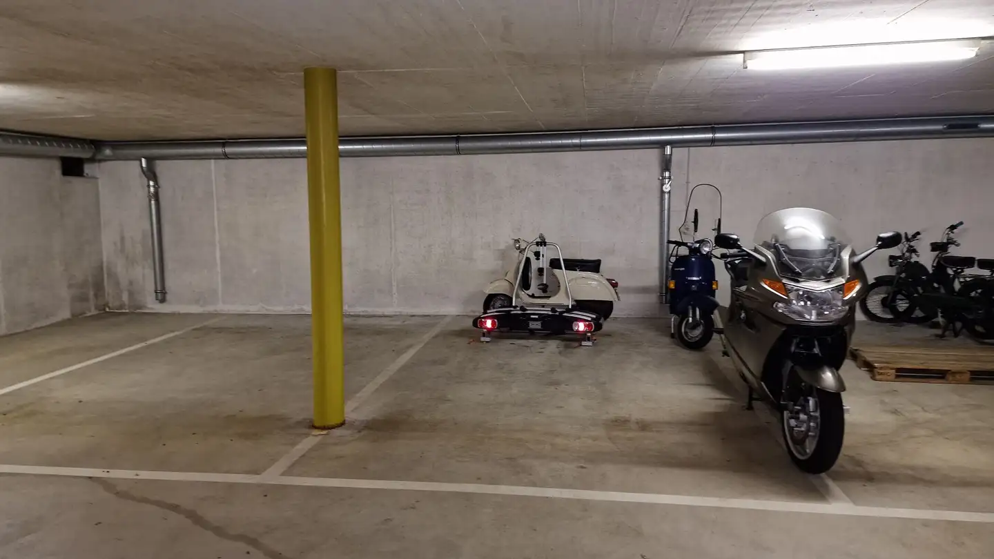 Parkplatz im Freien mieten - Talacherring 6a, 8103 Unterengstringen - Foto 3