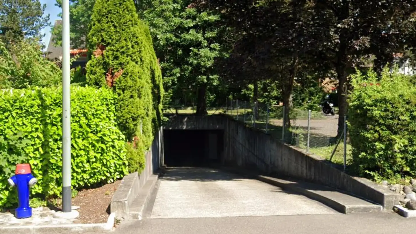Place de parking souterraine à louer - Bromackerstrasse 7, 8305 Dietlikon