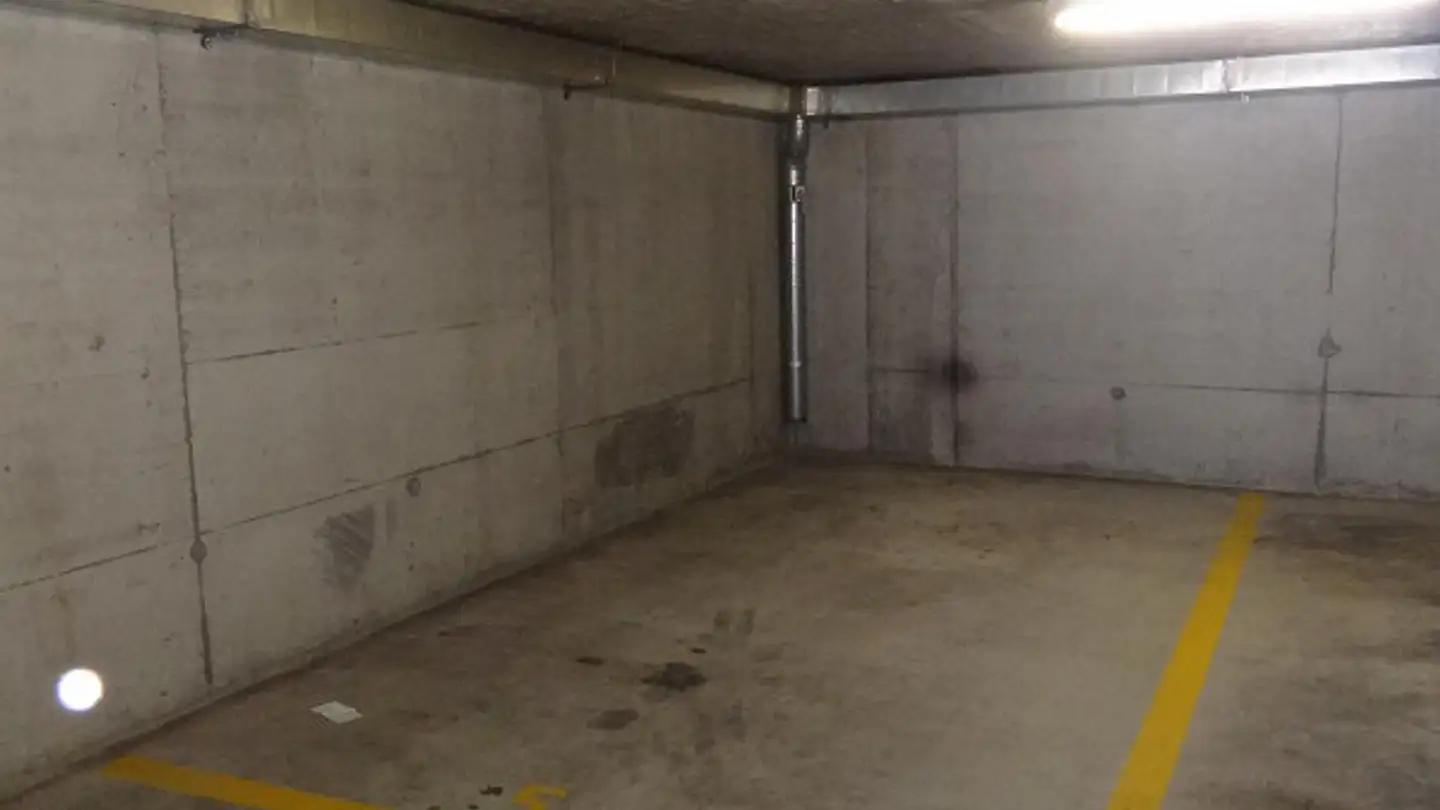 Place de parking souterraine à louer - Bromackerstrasse 7, 8305 Dietlikon - Photo 4