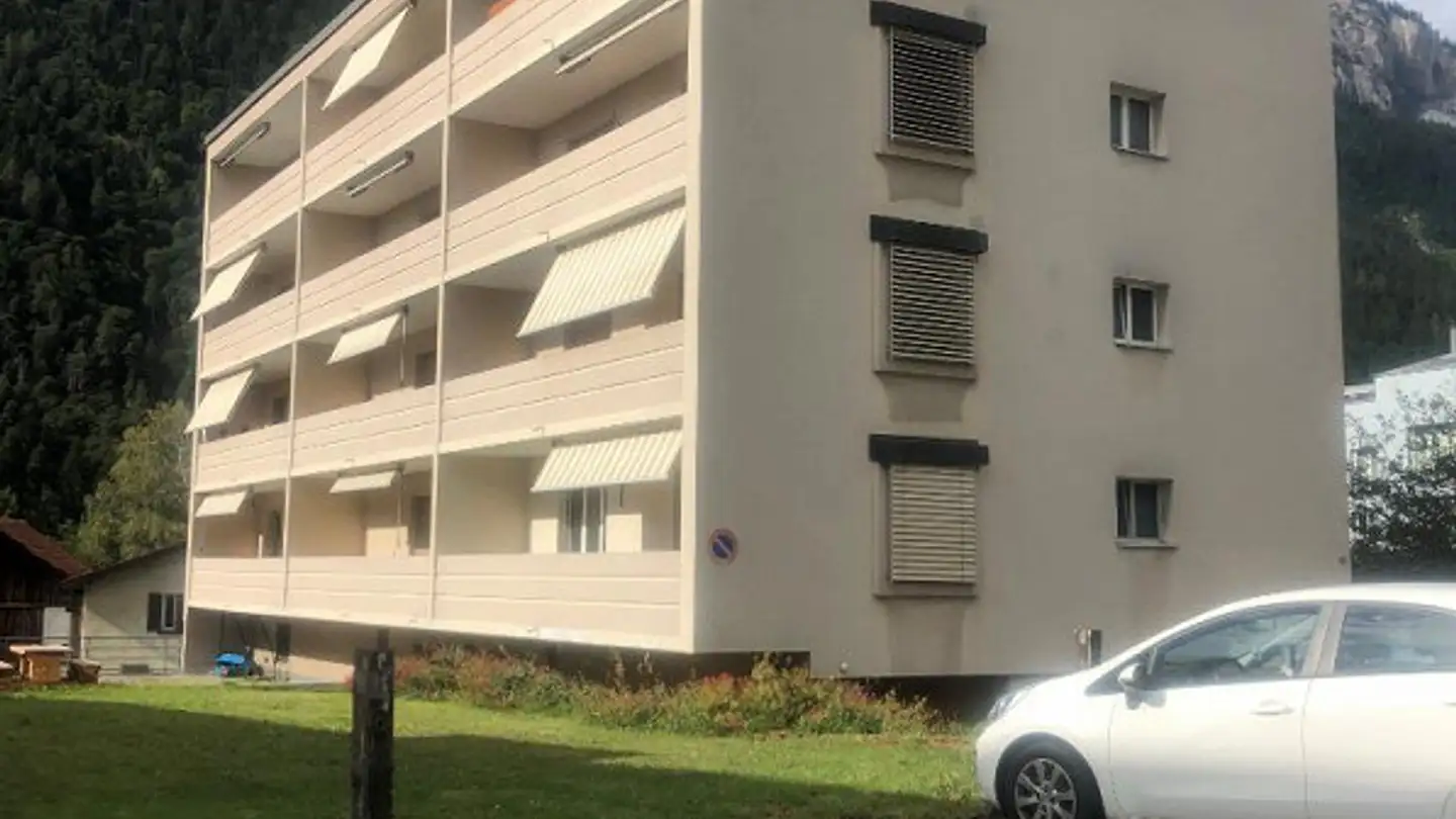 Appartement à louer - Via Tuma Casté 27, 7013 Domat/Ems