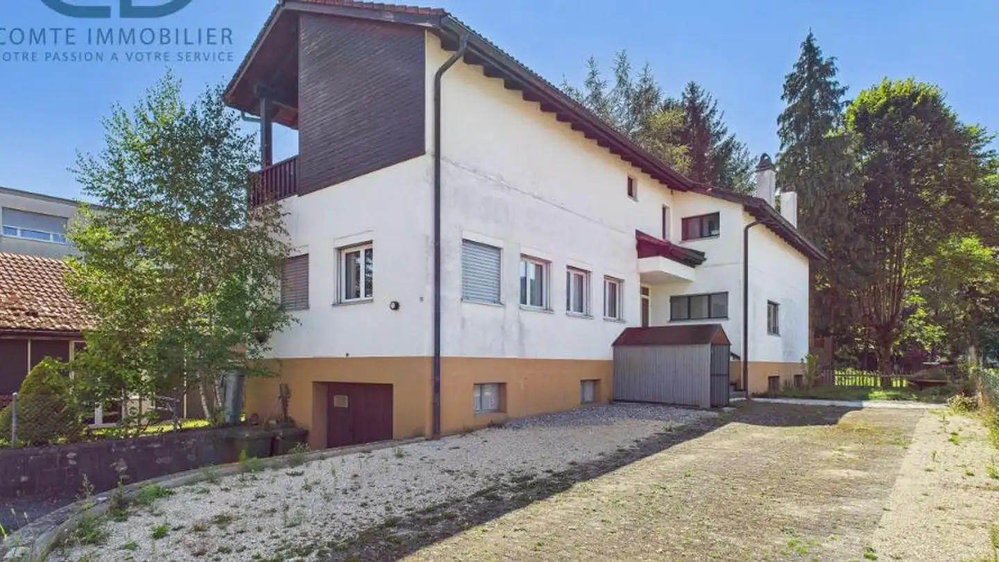 Mixed-use building for sale - 2854 Bassecourt