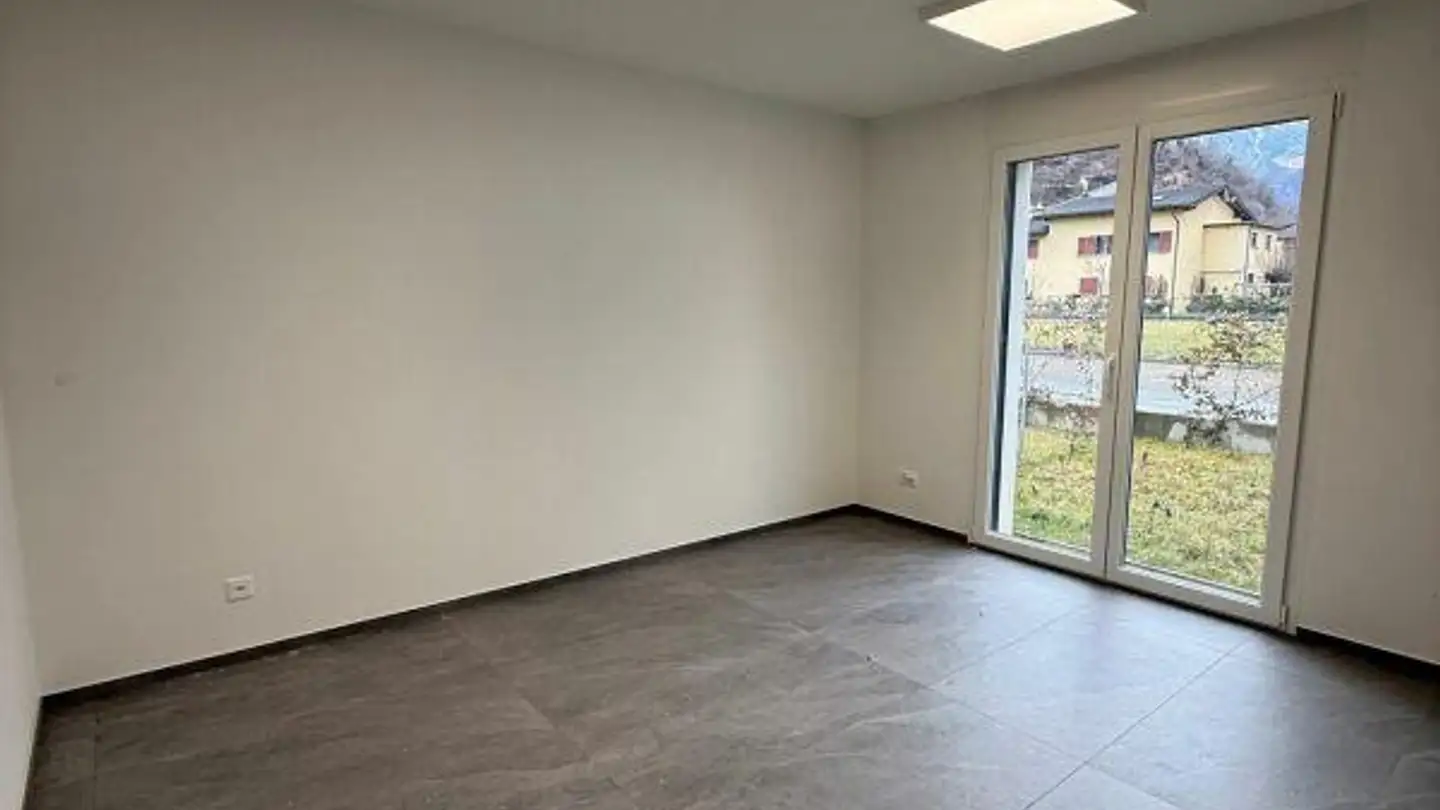 Spazio ufficio in affitto - Via Lotra 9, 6534 S. Vittore - Foto 3