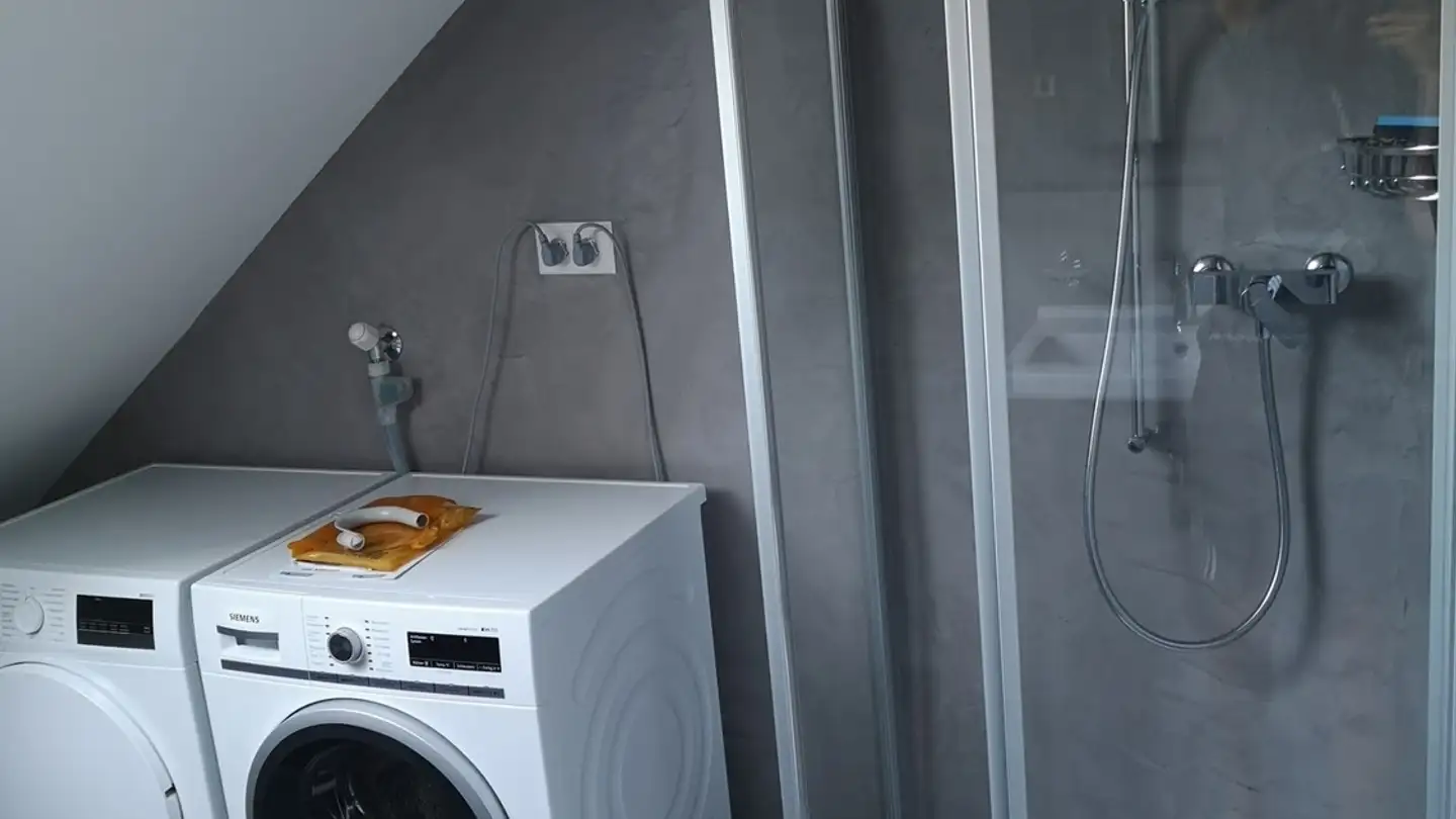Dachgeschosswohnung mieten - Zimbergstrasse 63, 8335 Hittnau - Foto 3