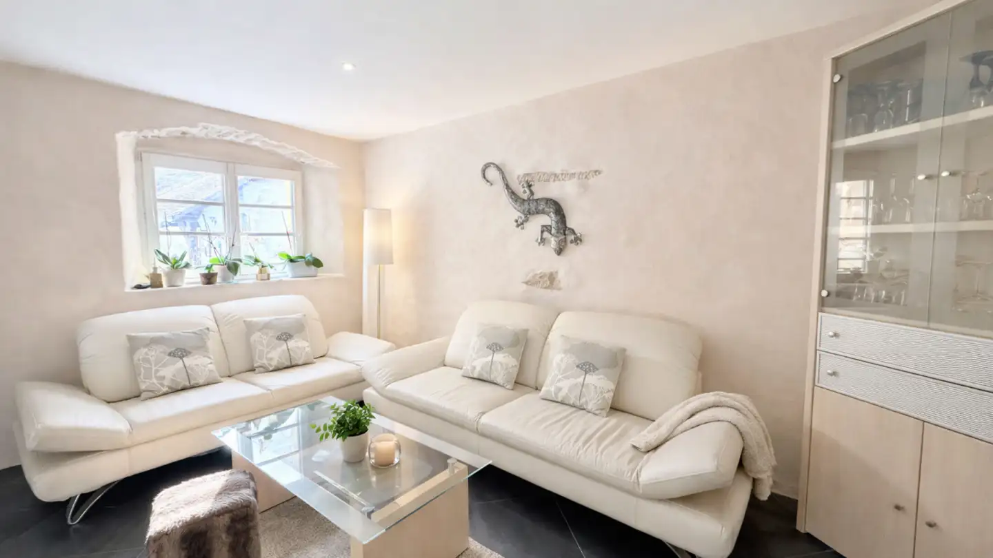Apartment for rent - Rue De La Croix-D'or, 2068 Hauterive NE - Photo 2