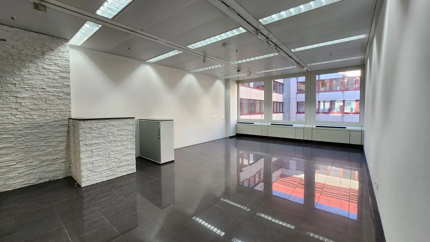 Gewerbe mieten - Thurgauerstrasse 117, 8152 Glattpark (Opfikon) - Foto 2