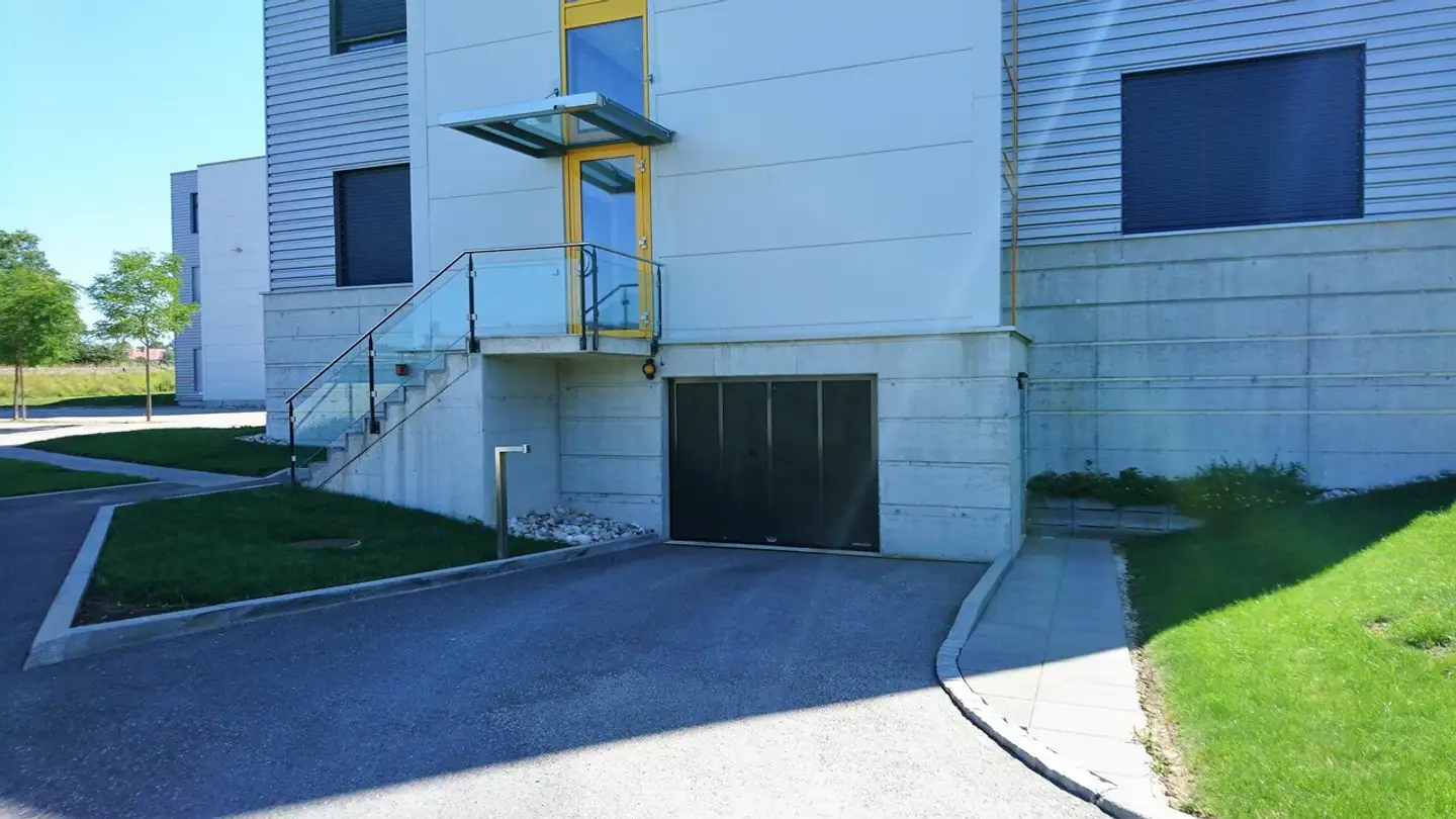 Parcheggio esterno in affitto - Route De L'orée-Du-Bois 5, 2300 La Chaux-de-Fonds - Photo 2