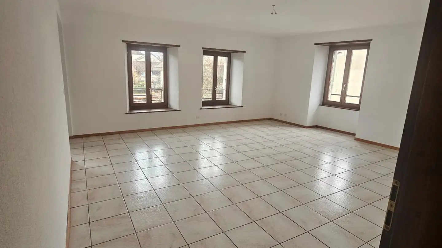 Appartamento in affitto - Rue Du Jura 3, 1443 Champvent - Foto 3