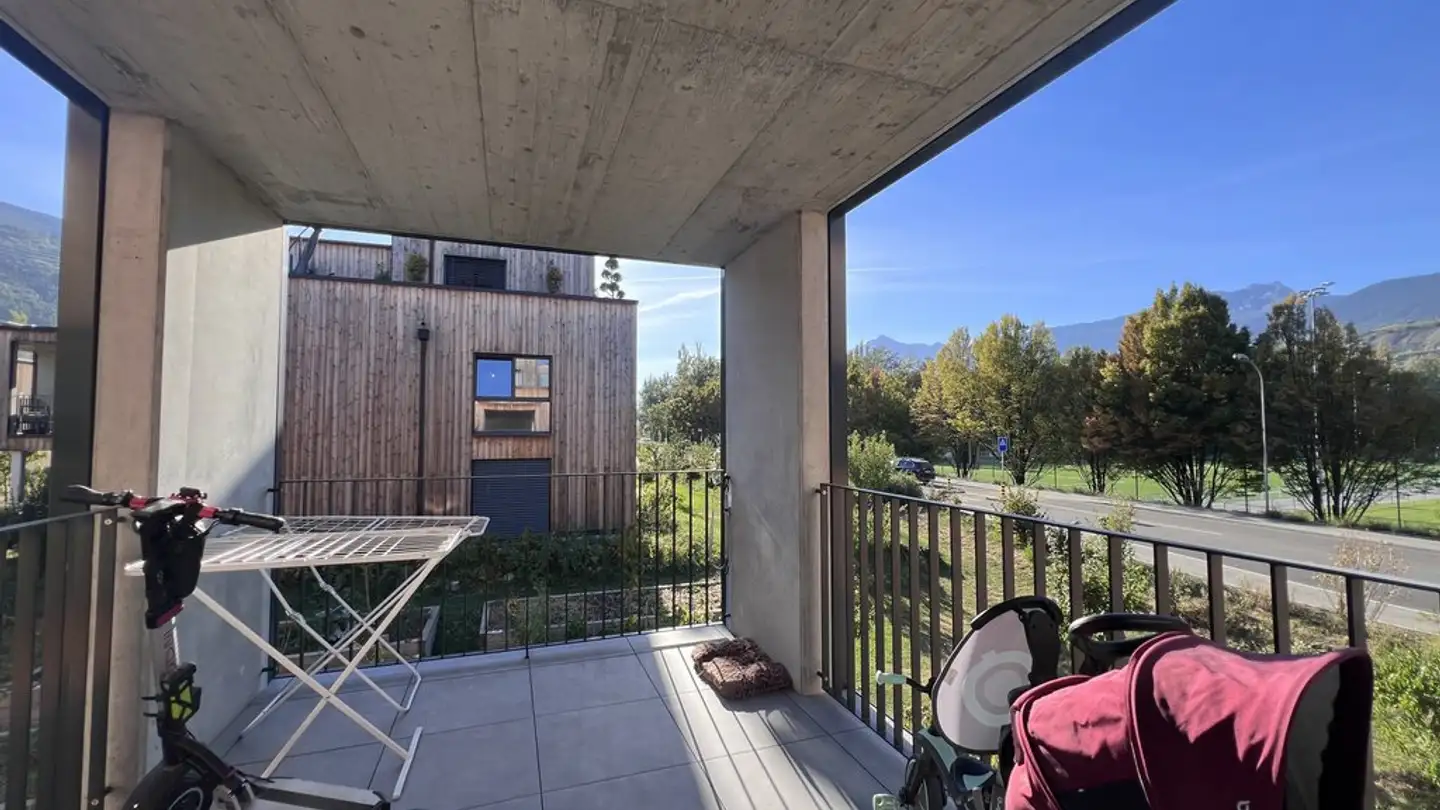 Apartment for rent - Route De Chippis 70, 1967 Bramois - Photo 2