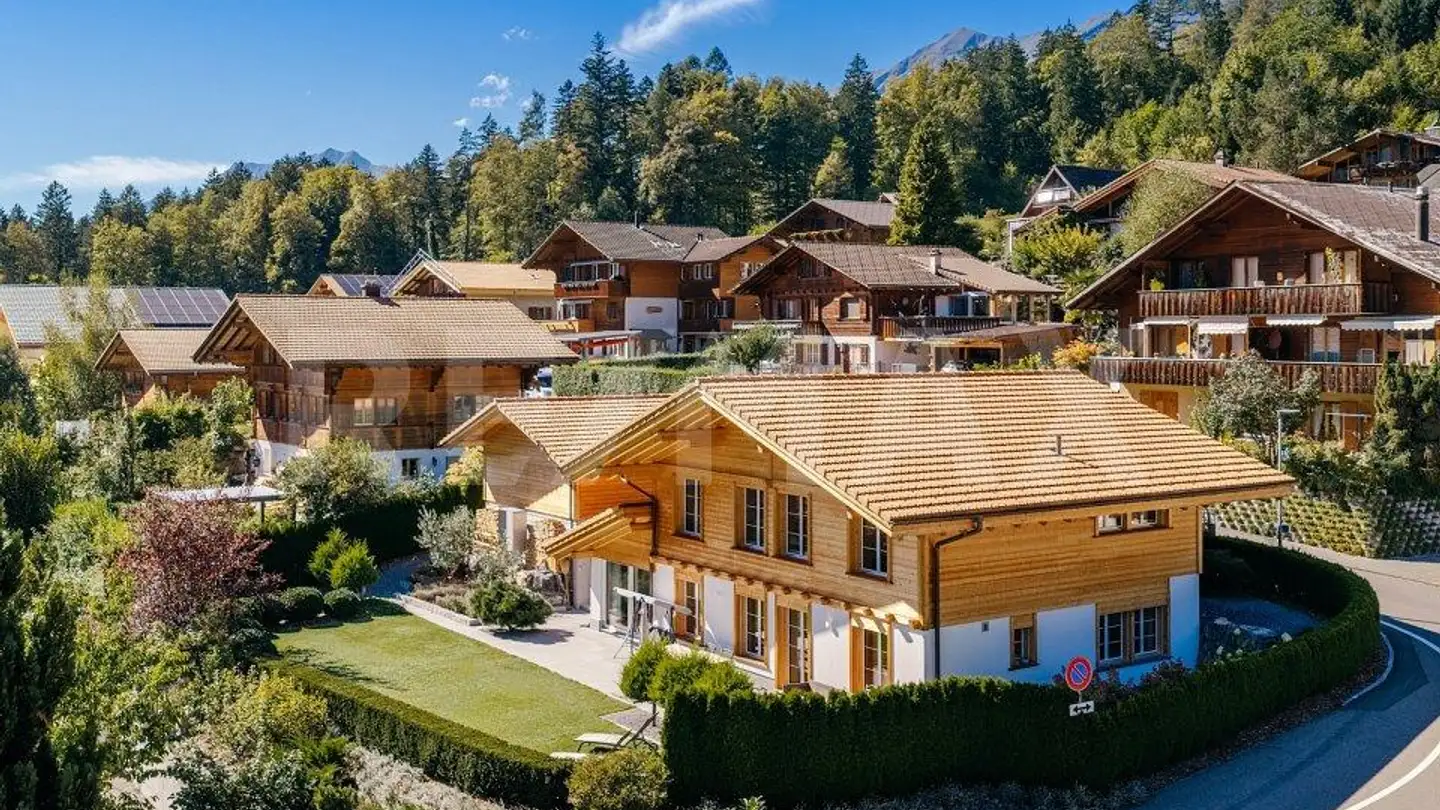 Casa singola in vendita - 3858 Hofstetten b. Brienz