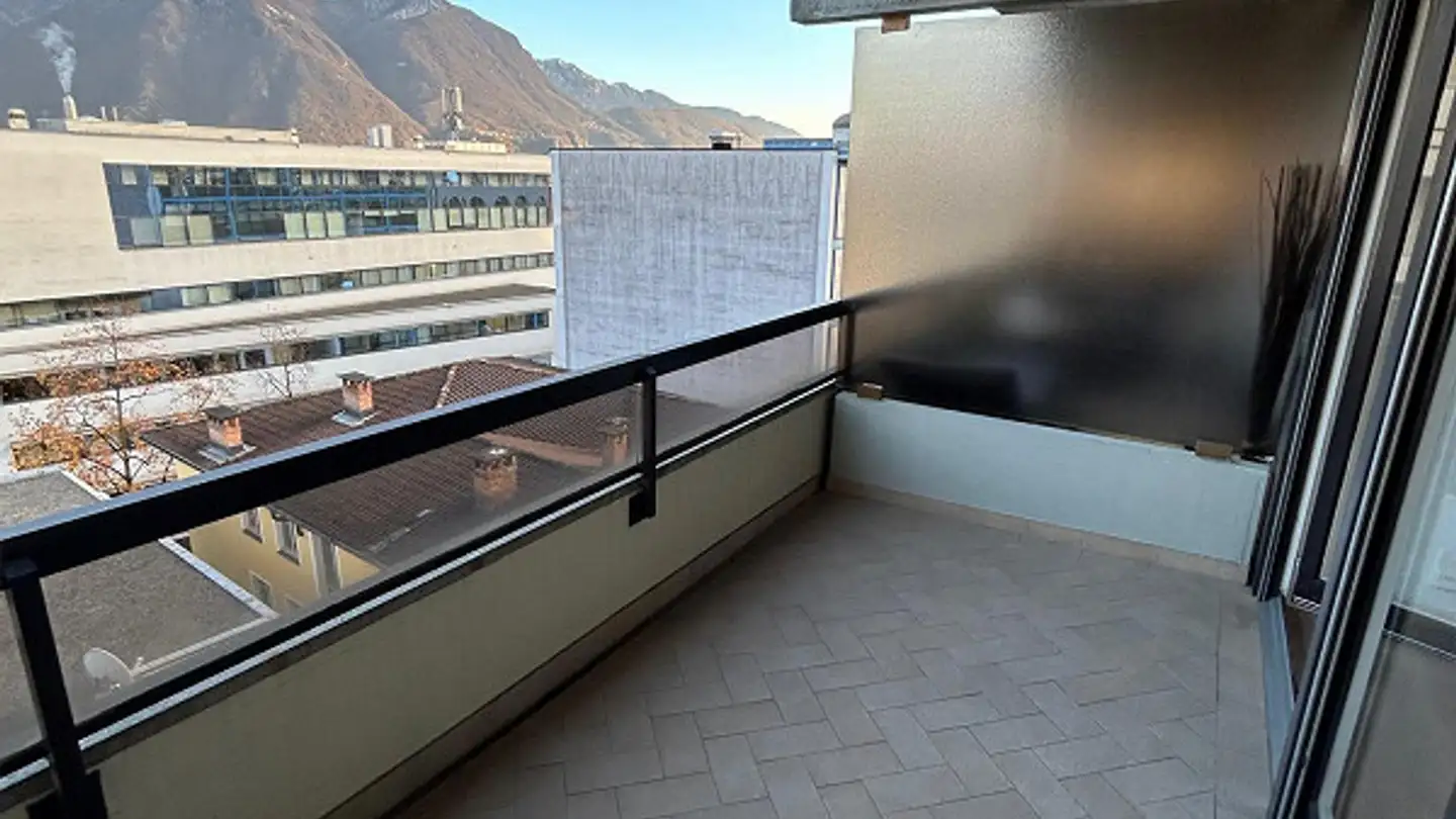 Apartment for rent - Via Cantonale, 6900 Lugano - Photo 2