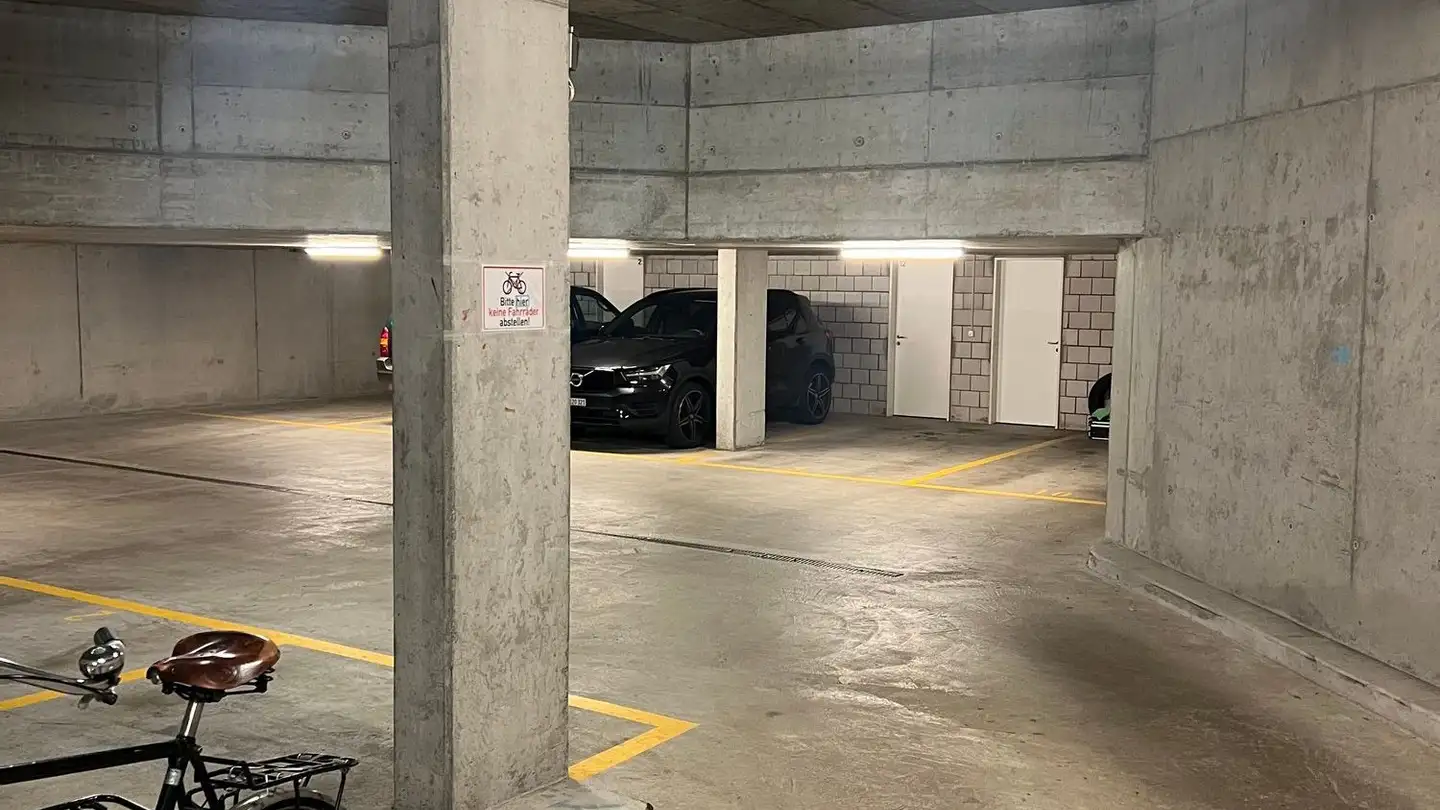 Parcheggio sotterraneo in affitto - Poststrasse 4, 8134 Adliswil