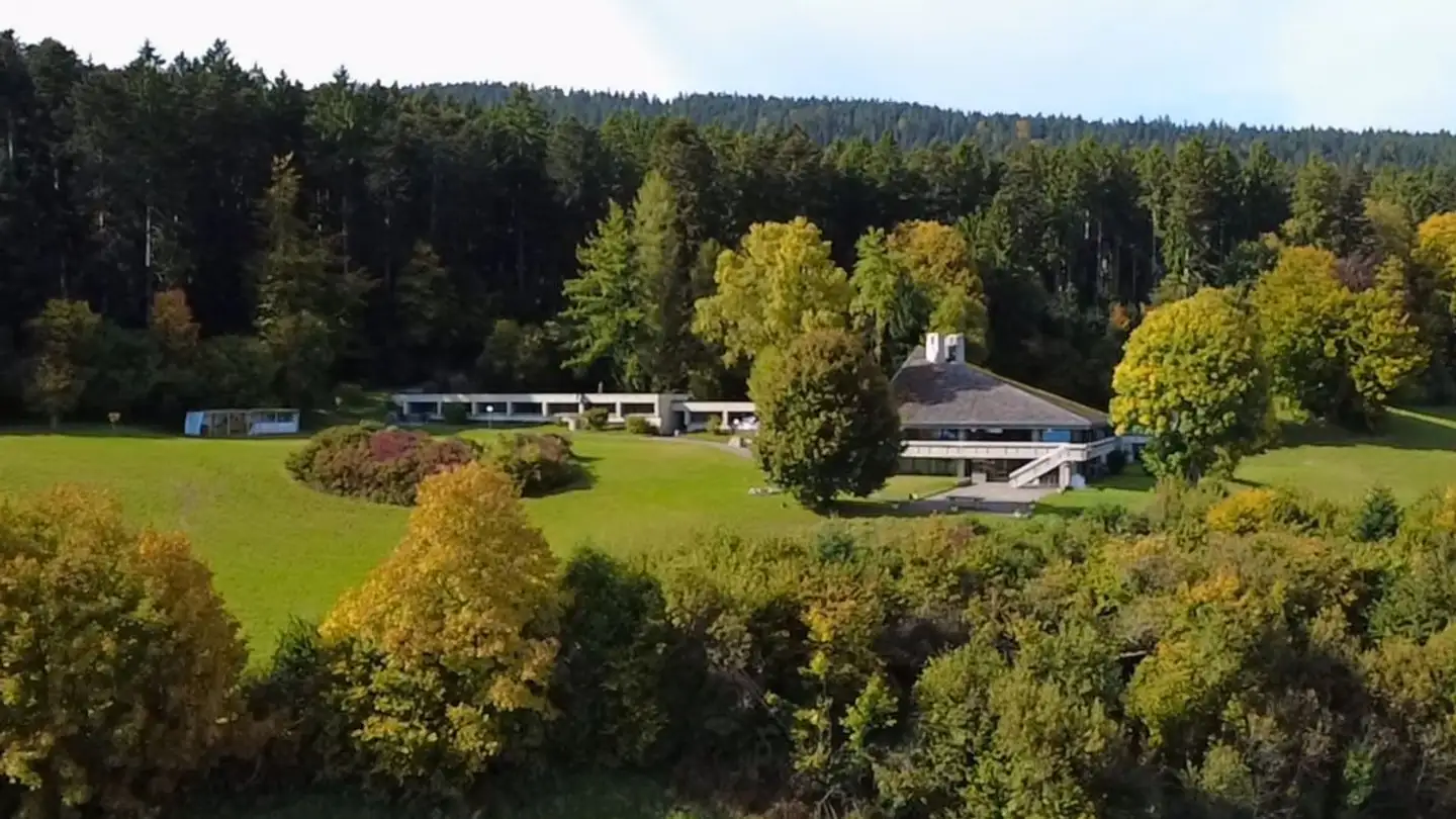 Hotel kaufen - 2206 Les Geneveys-sur-Coffrane