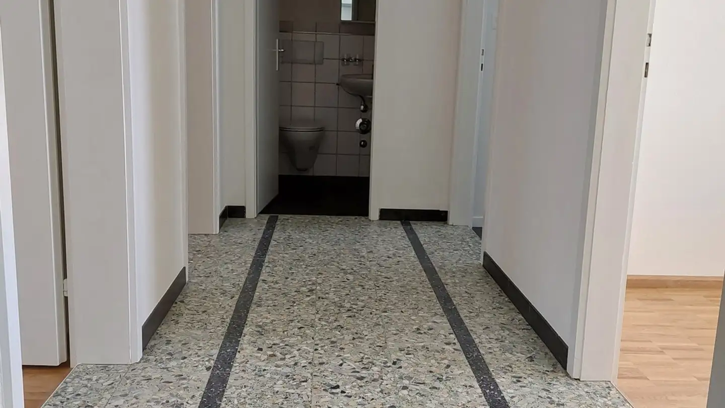 Apartment for rent - Unterm Stallen 12, 4104 Oberwil BL - Photo 3