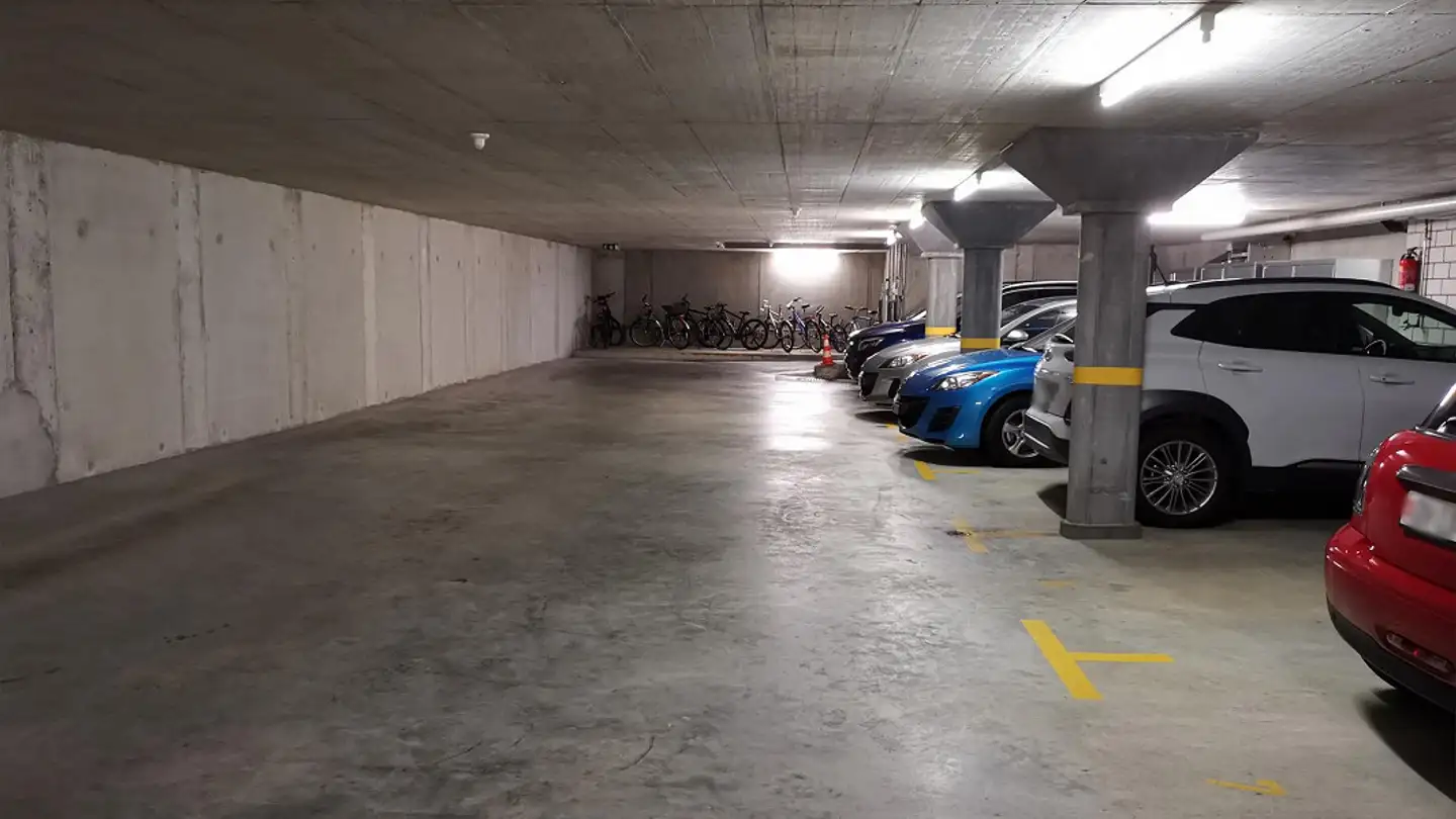 Place de parking souterraine à louer - Schneidergasse, 8406 Winterthur - Photo 3