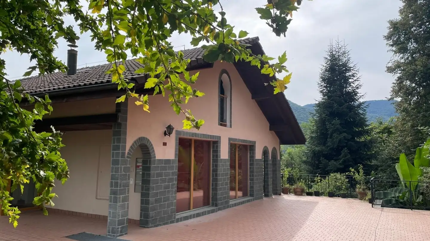 Mehrfamilienhaus kaufen - 6998 Monteggio