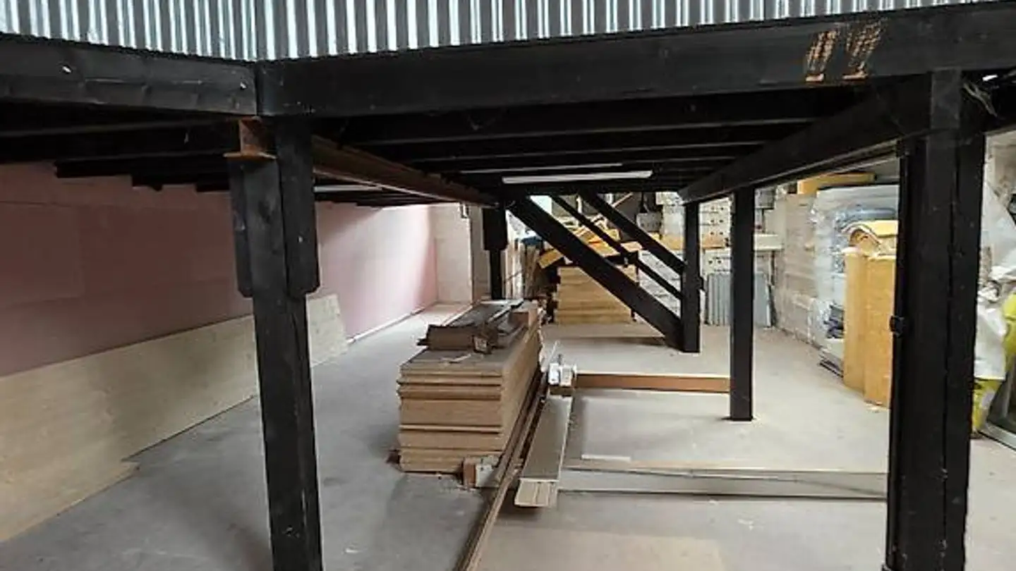 Commercial à louer - Dorfstrasse 21, 3127 Mühlethurnen