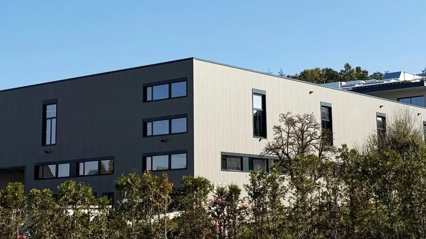 Bürofläche mieten - Rietwiesenstrasse 17, 8156 Oberhasli