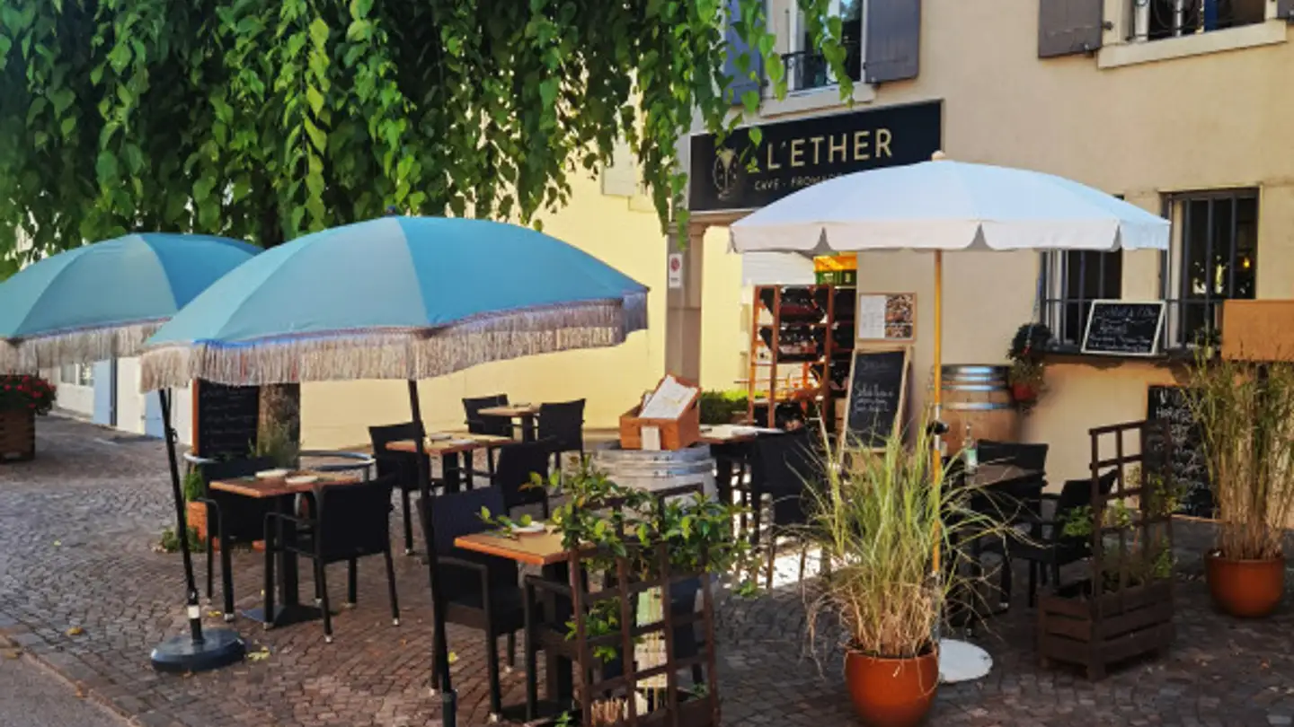 Commerciale in affitto - Place Du Chauchy 2, 1164 Buchillon