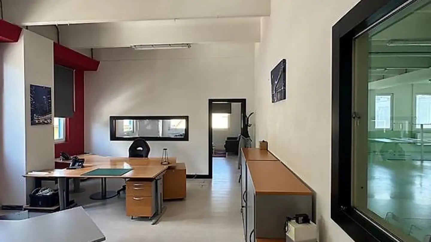 Commerciale in affitto - Via Alla Pobbia, 6514 Sementina