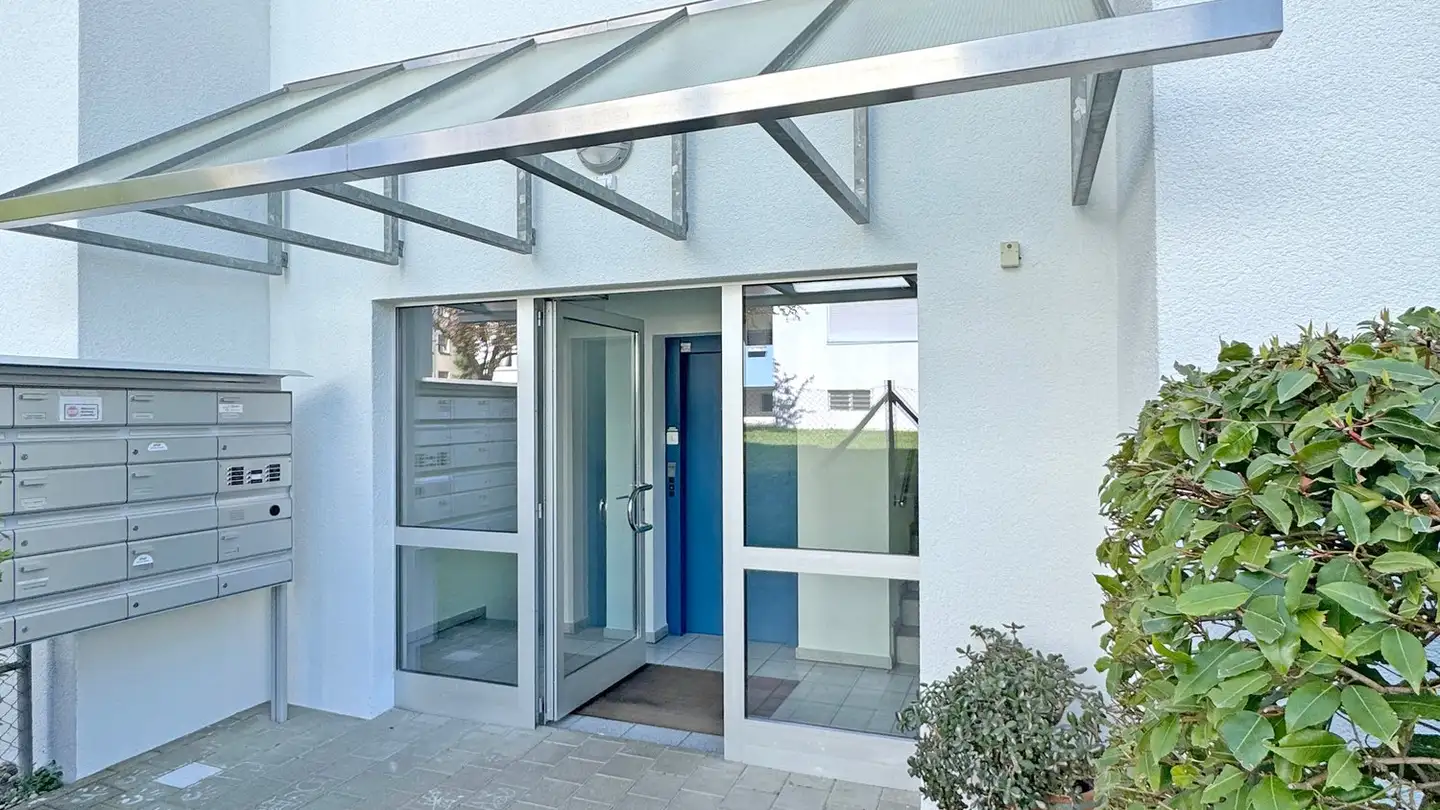 Dachgeschosswohnung kaufen - Im Feldacher 22, 8320 Fehraltorf - Foto 2