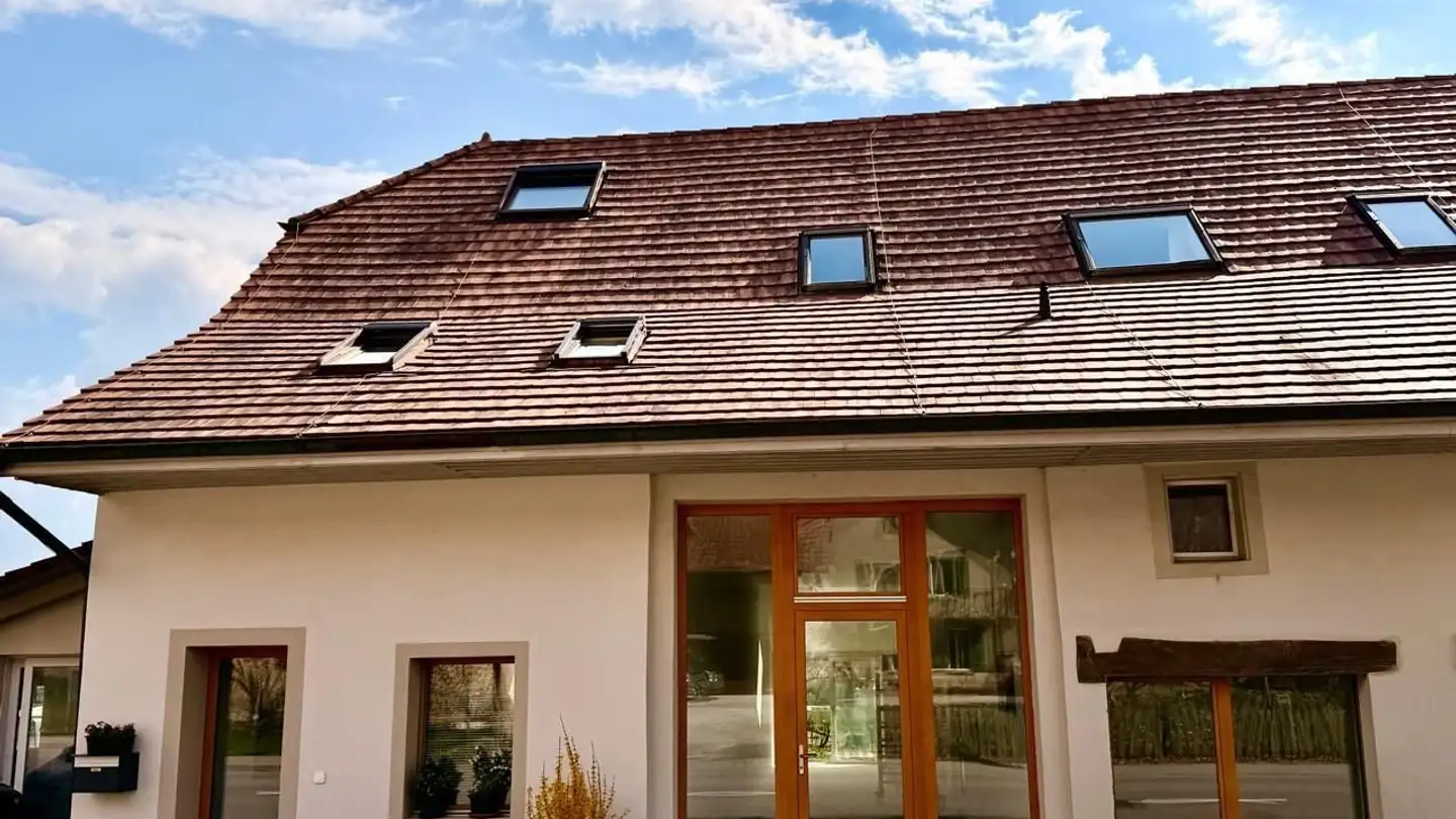 Apartment for rent - Route Du Bas-Du-Village, 1789 Lugnorre - Photo 2