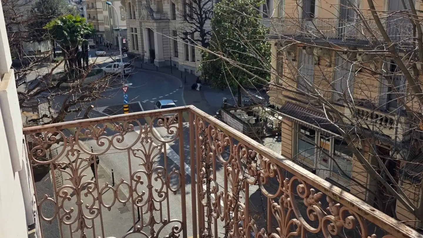 Apartment for rent - Avenue Des Alpes 96, 1820 Montreux - Photo 2