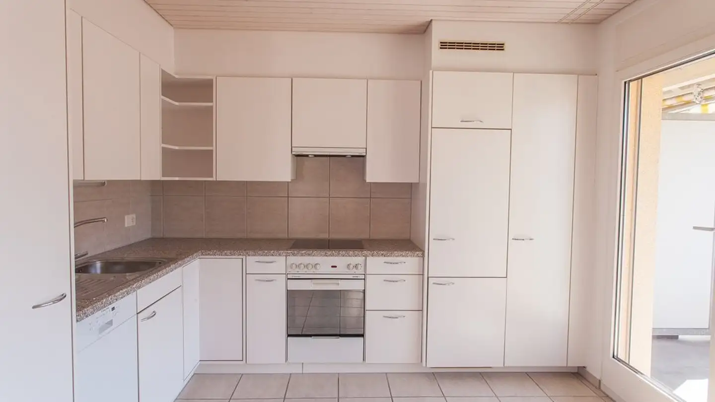 Wohnung mieten - Zürichstrasse 5, 8306 Brüttisellen - Foto 2