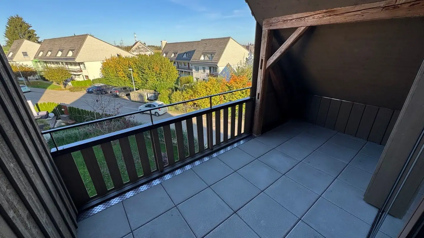 Dachgeschosswohnung mieten - Alte Bühlhofstrasse 9, 8309 Nürensdorf