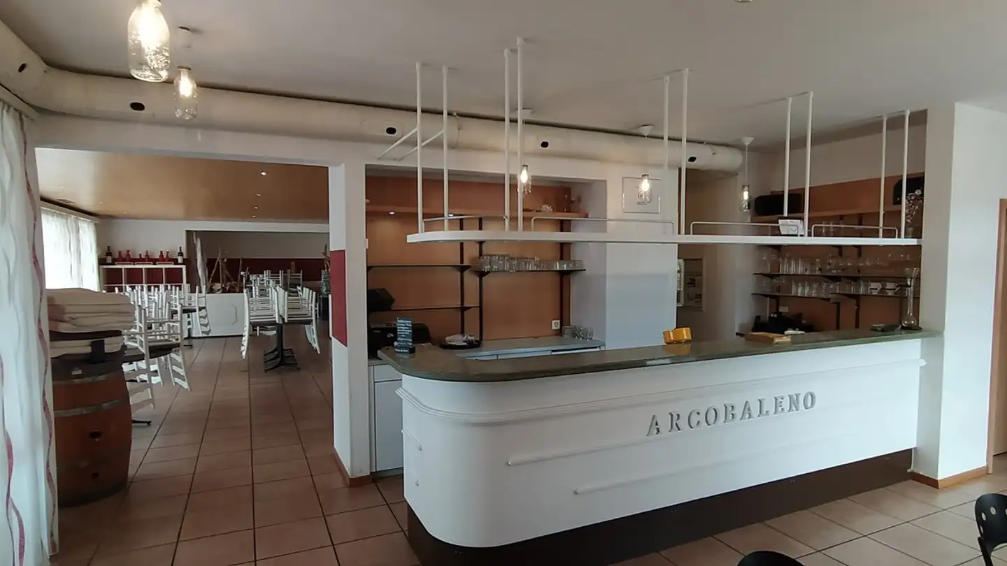 Restaurant for rent - Via Chiossetti 1, 6987 Caslano