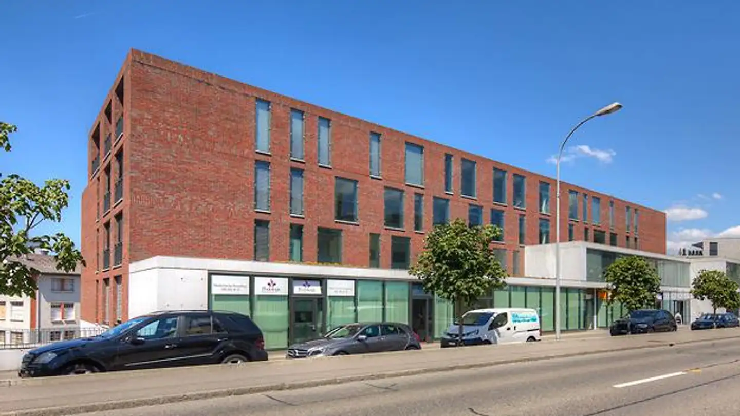 Gewerbe mieten - Hauptstrasse, 5314 Kleindöttingen