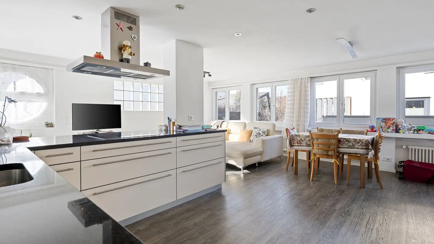 Casa singola in vendita - 8853 Lachen SZ