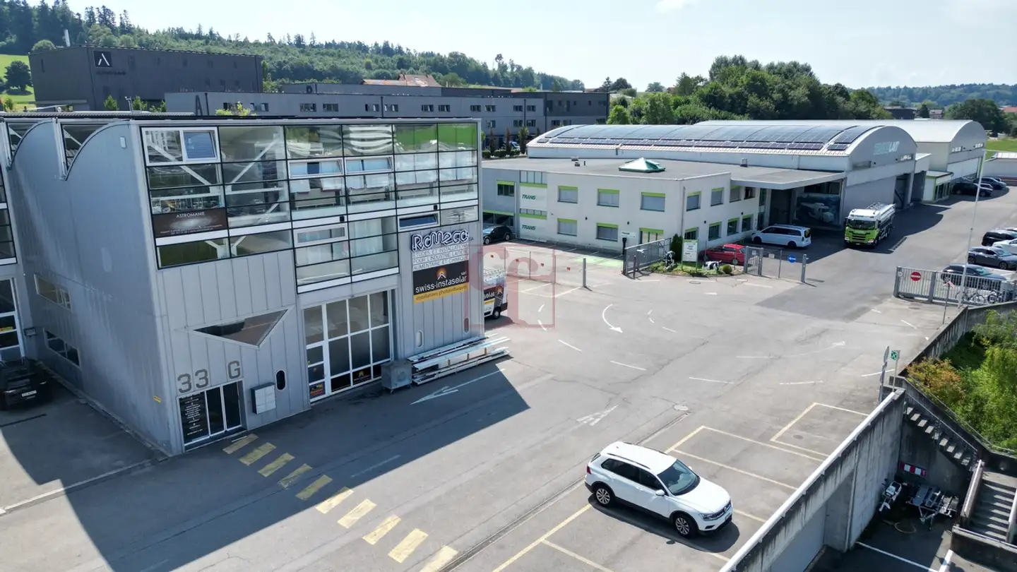 Commerciale in affitto - Route André-Piller 33g, 1762 Givisiez - Photo 2