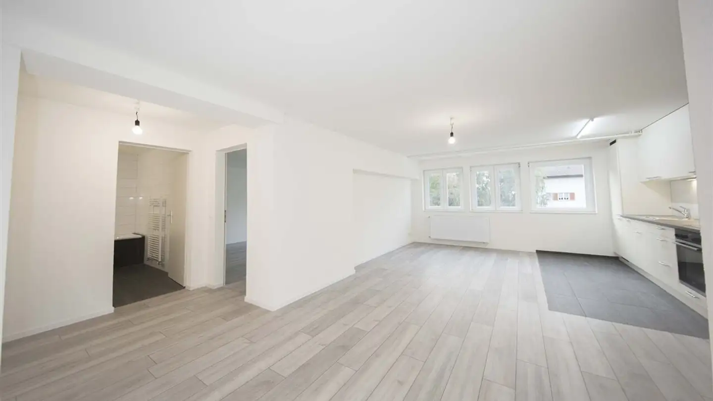 Apartment for rent - Ragazerstrasse 49, 7320 Sargans - Photo 2