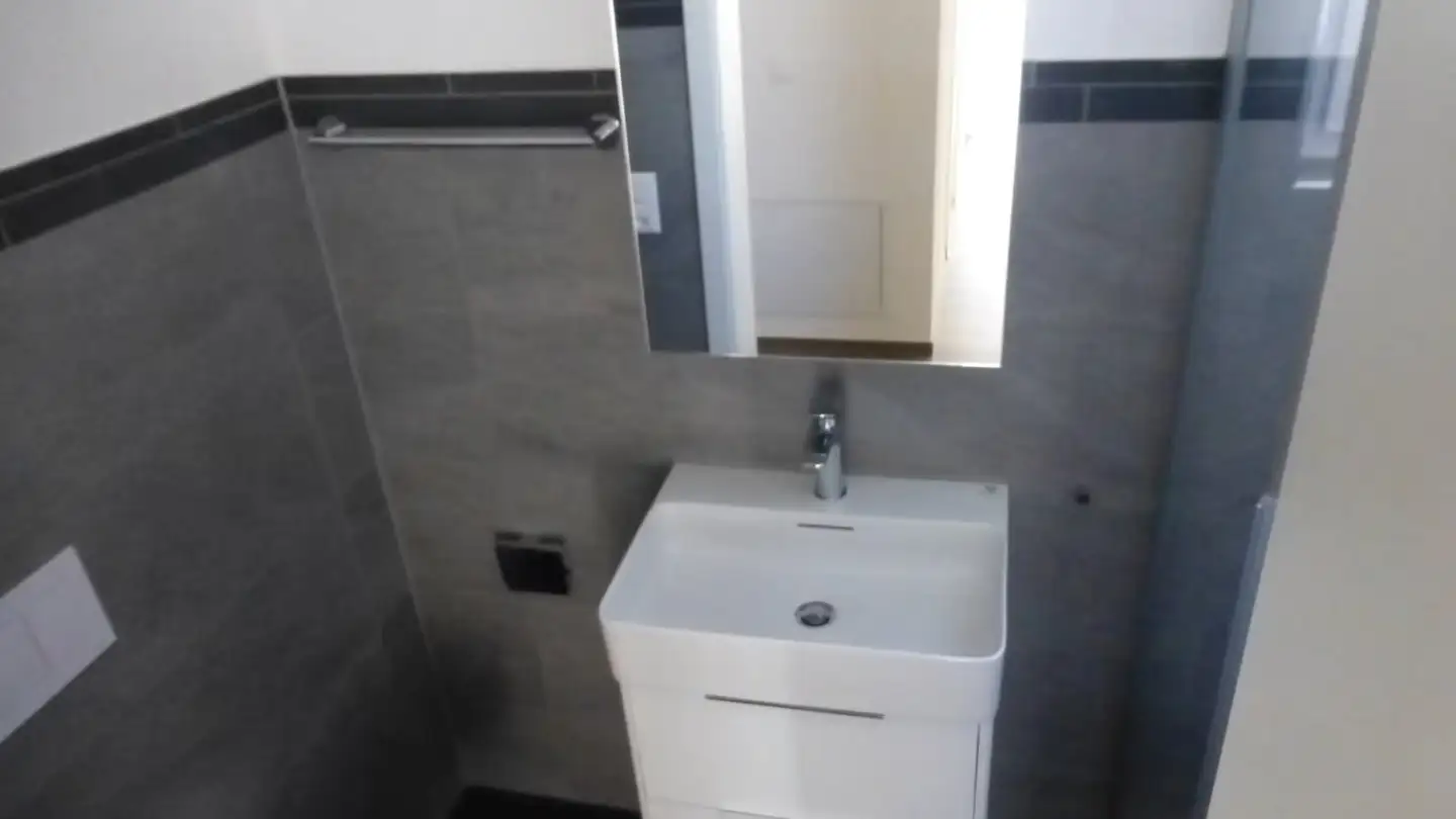 Wohnung mieten - Hinterfeldstrasse 24, 4222 Zwingen - Foto 3