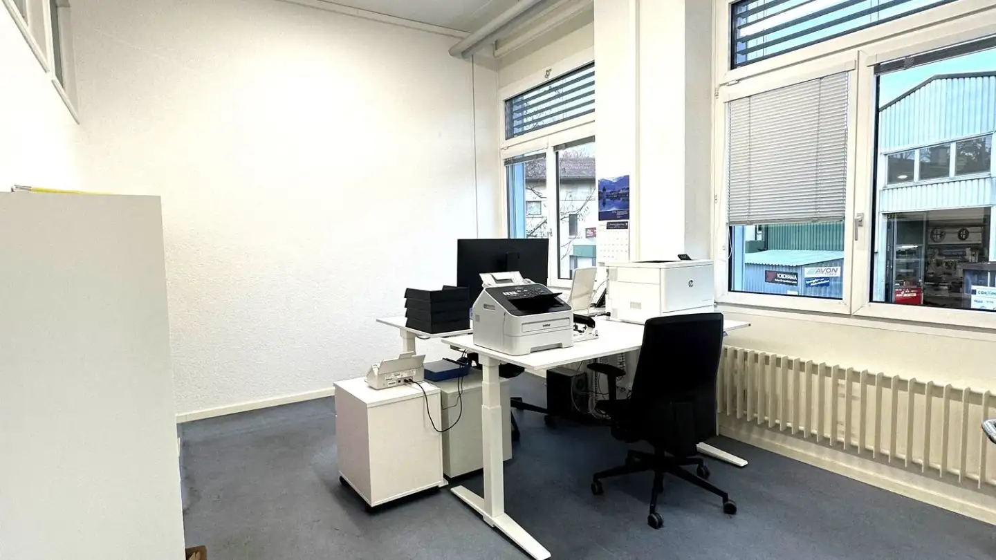 Grande magazzino in affitto - Schwarzenburgstrasse 854, 3145 Niederscherli - Foto 4