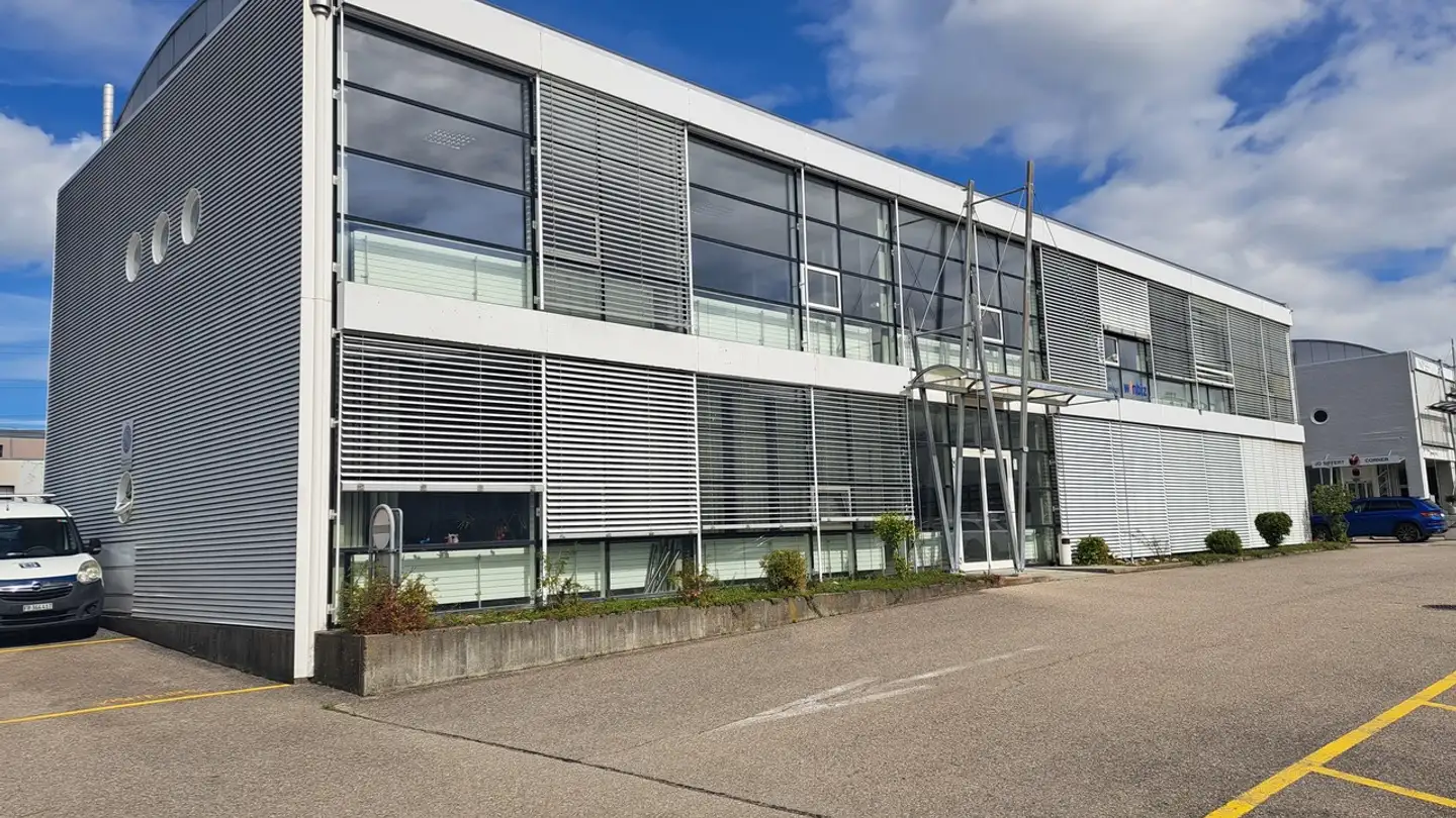 Spazio ufficio in affitto - Route André-Piller 43, 1720 Corminboeuf - Photo 3