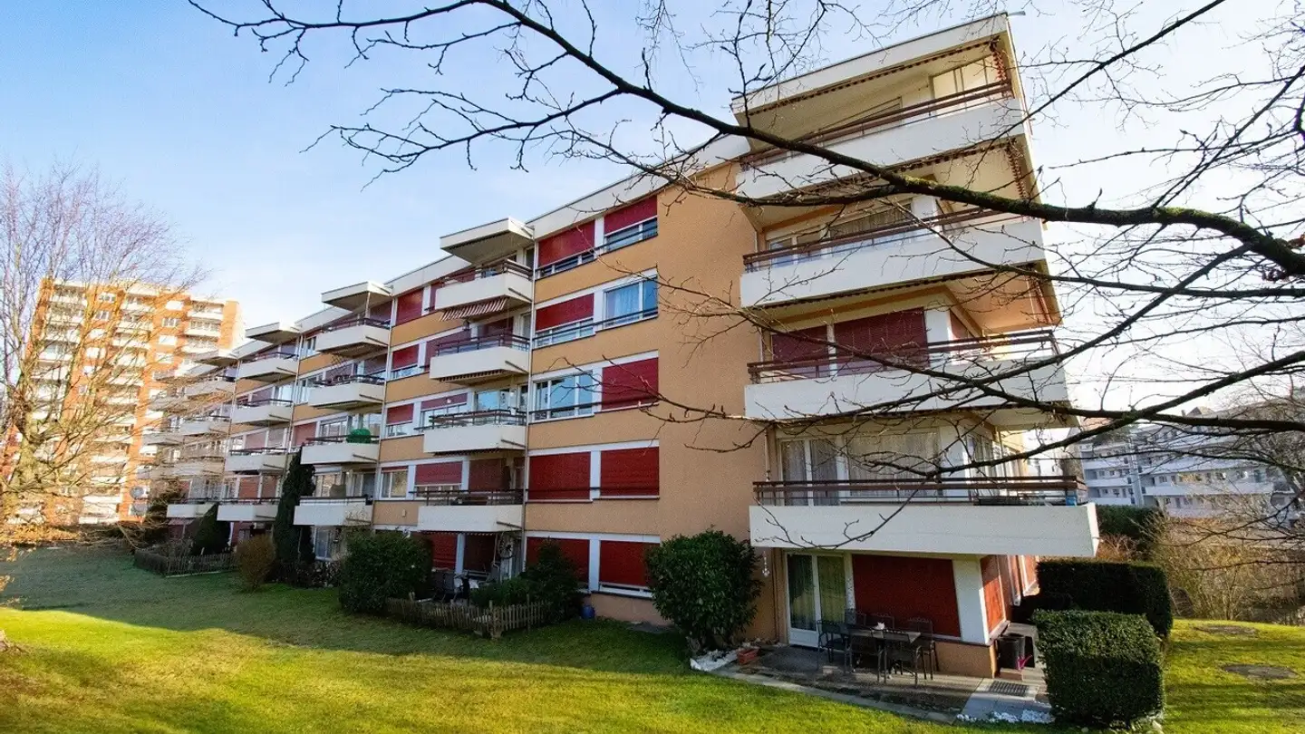Tiefgaragenstellplatz mieten - Bergstrasse 69, 8953 Dietikon