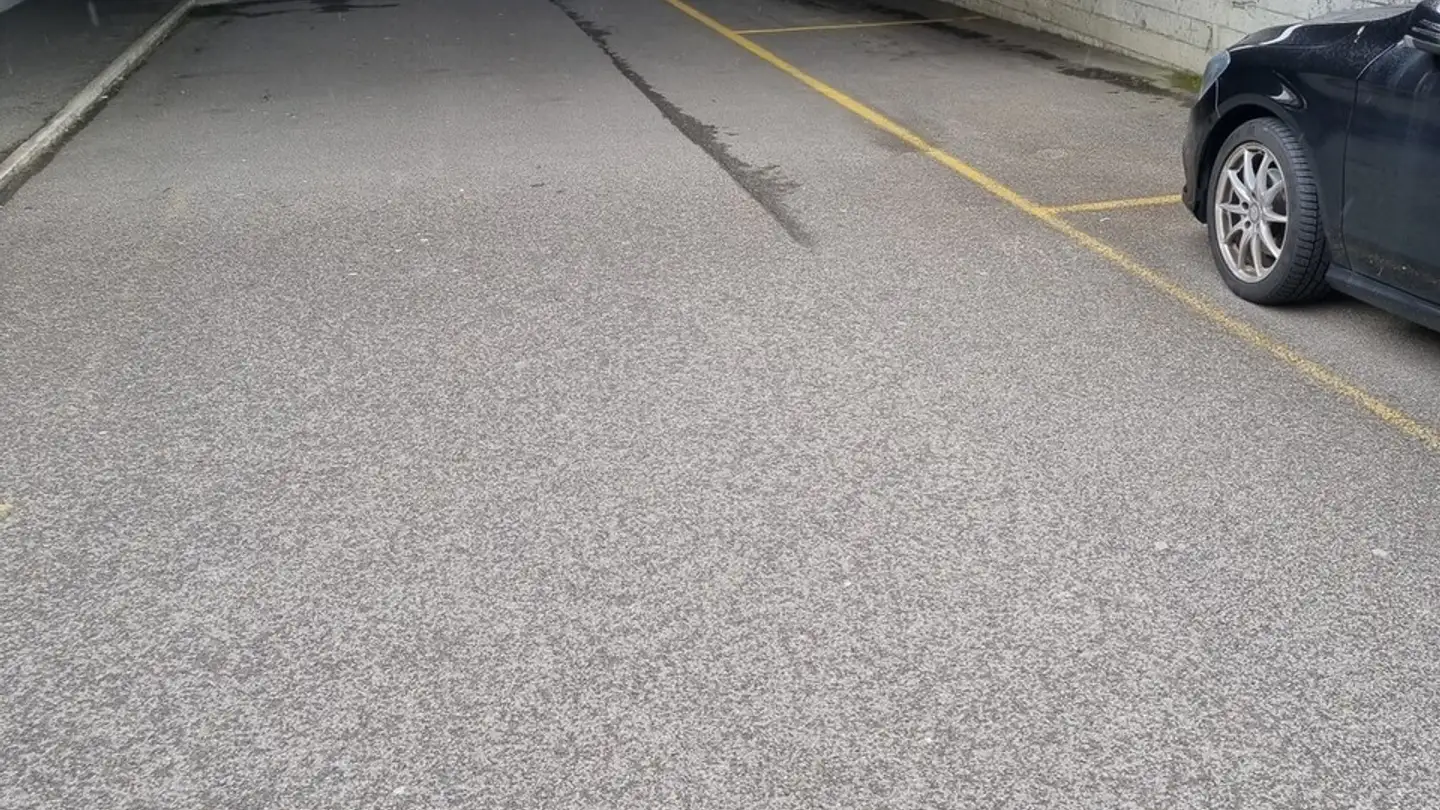 Tiefgaragenstellplatz mieten - Bergstrasse 69, 8953 Dietikon - Foto 2