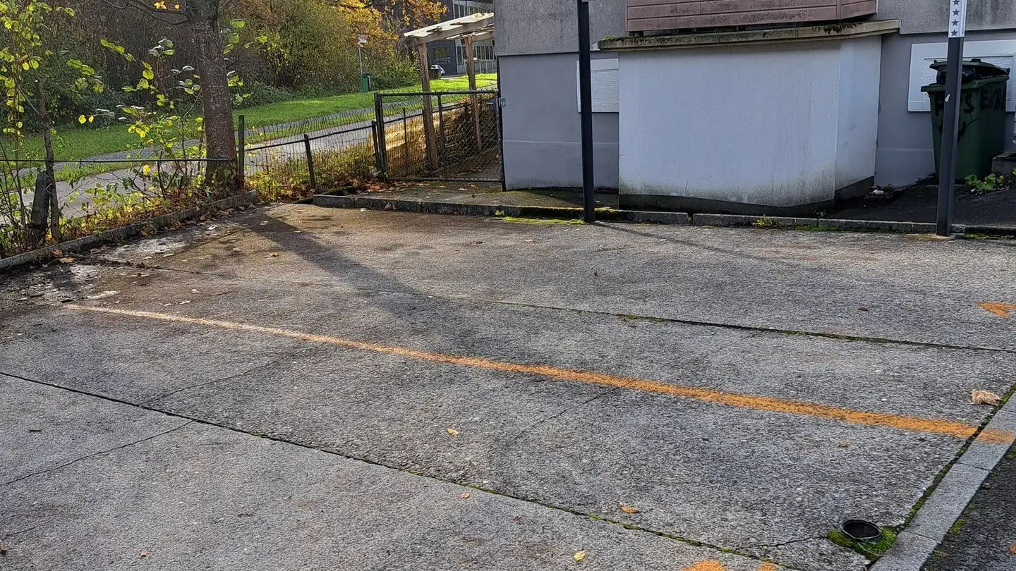 Parkplatz im Freien mieten - Arsenalstrasse 44, 6010 Kriens