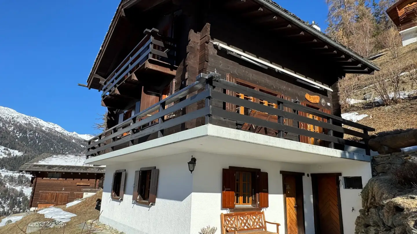 Chalet for sale - 3961 Ayer - Photo 2