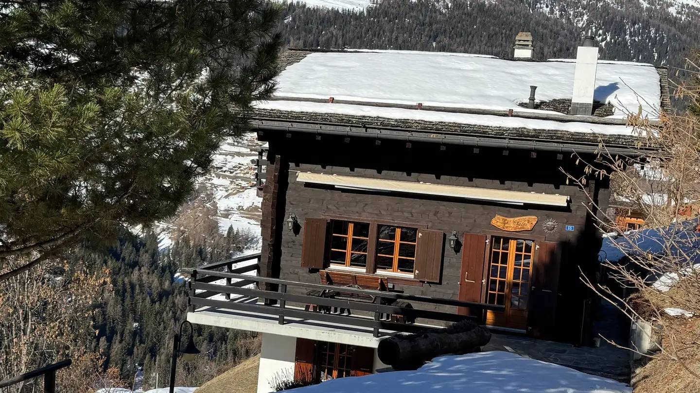 Chalet for sale - 3961 Ayer - Photo 3