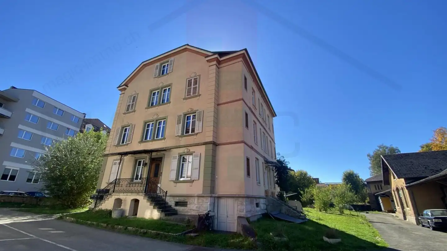 Mixed-use building for sale - 2900 Porrentruy - Photo 2