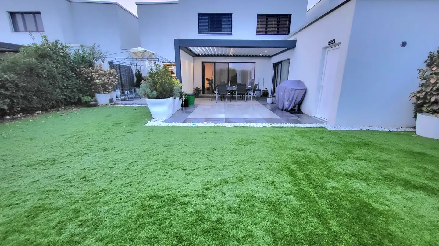 Casa singola in vendita - Pré-Du-Pont, 2075 Thielle