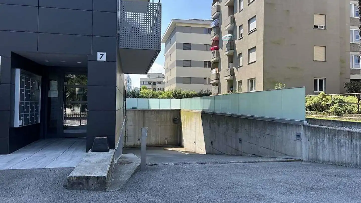 Garage singolo in affitto - Via Povrò 10, 6900 Massagno