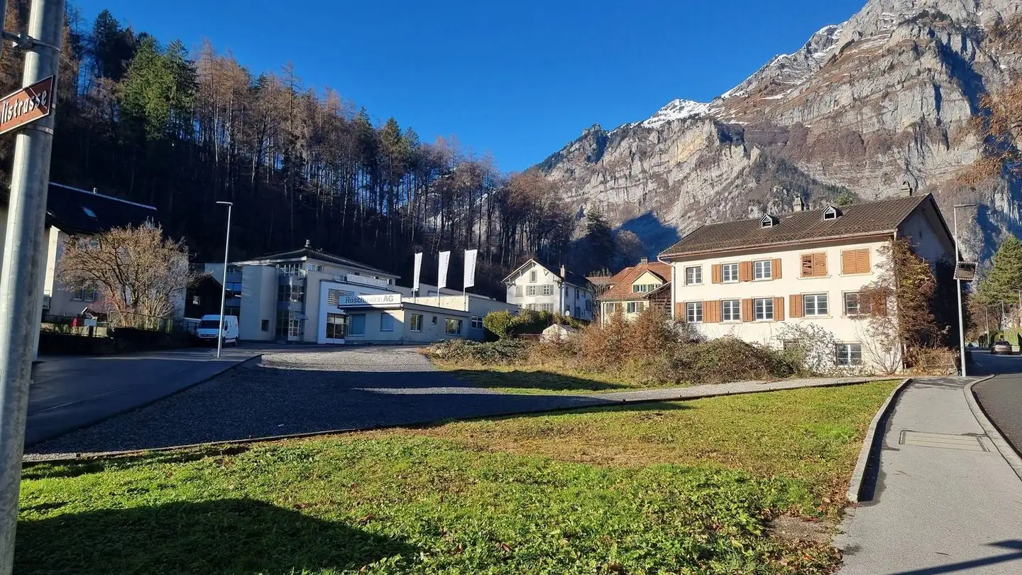 Constructible plot for sale - Riedernstrasse, 8750 Glarus