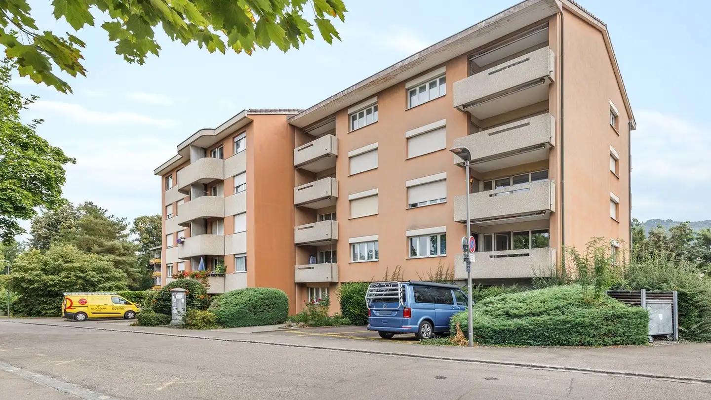 Appartement à louer - General Guisan-Strasse 12, 4144 Arlesheim