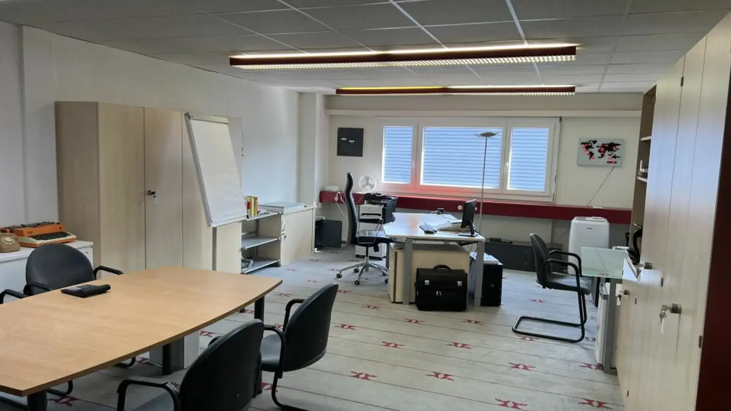 Spazio ufficio in affitto - Neuhofstrasse 6, 8630 Rüti ZH - Foto 2