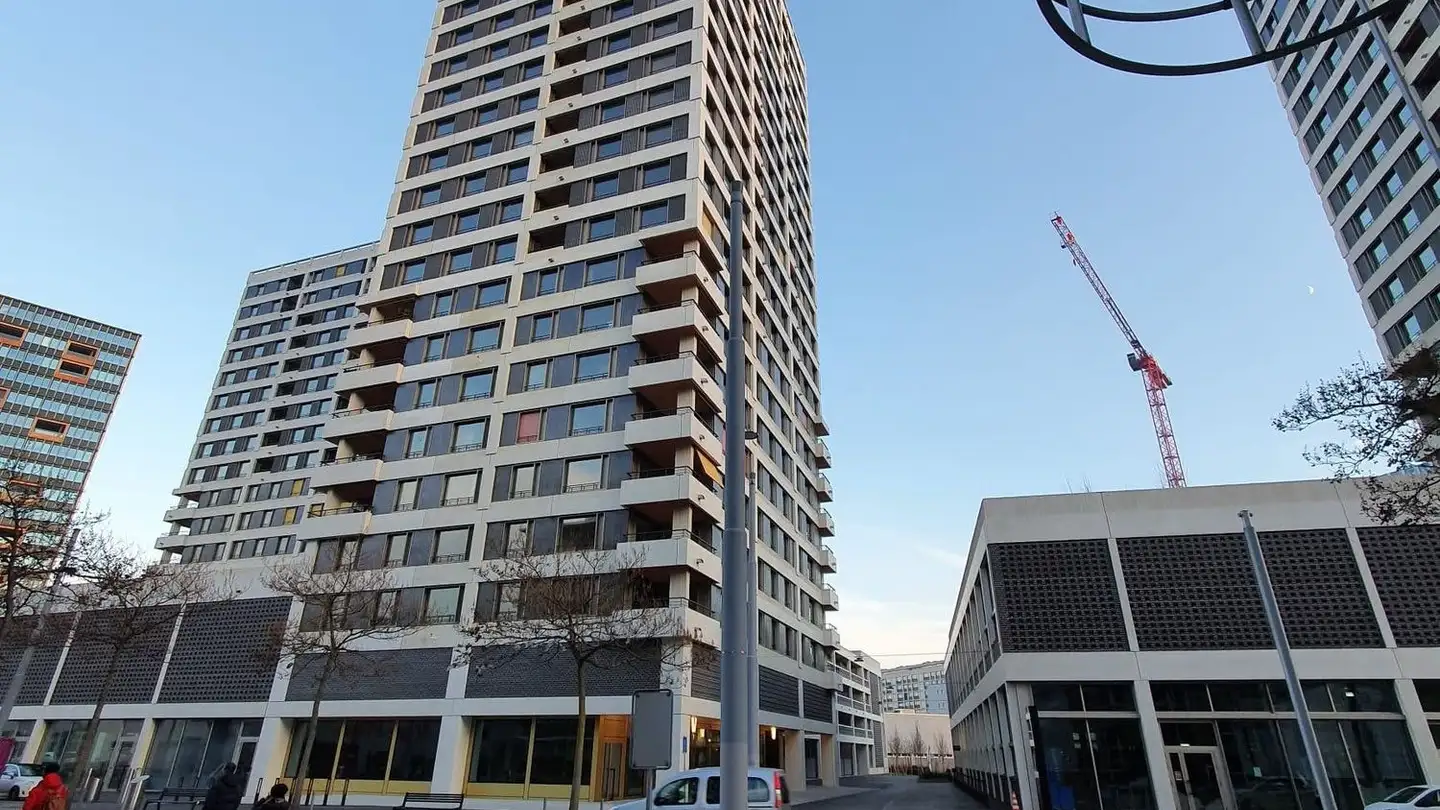 Parcheggio sotterraneo in affitto - Leutschenbachstrasse 40, 8050 Zürich