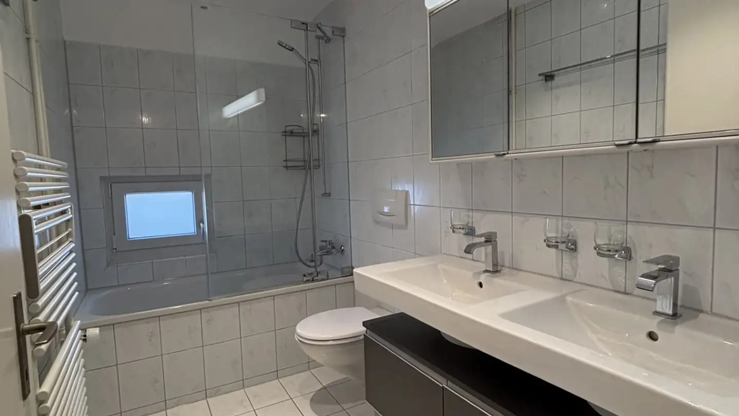 Chambre à louer - Gartenweg 1, 8135 Langnau am Albis - Photo 4